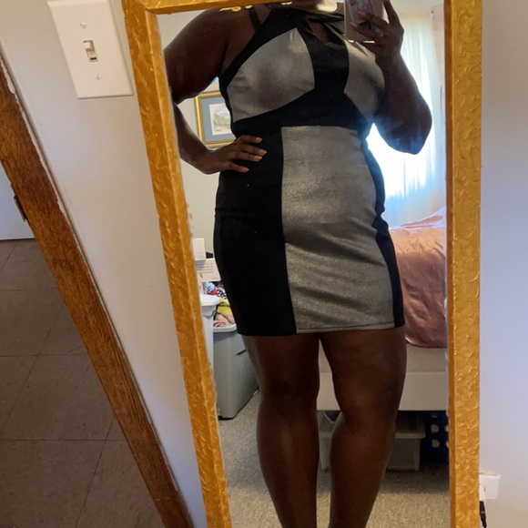 Black & Silver Halter Dress - Picture 9 of 9